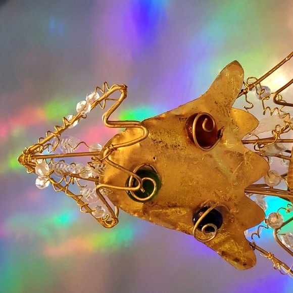 Metal 11.5 inch gold tone tree - Picture 2 of 5